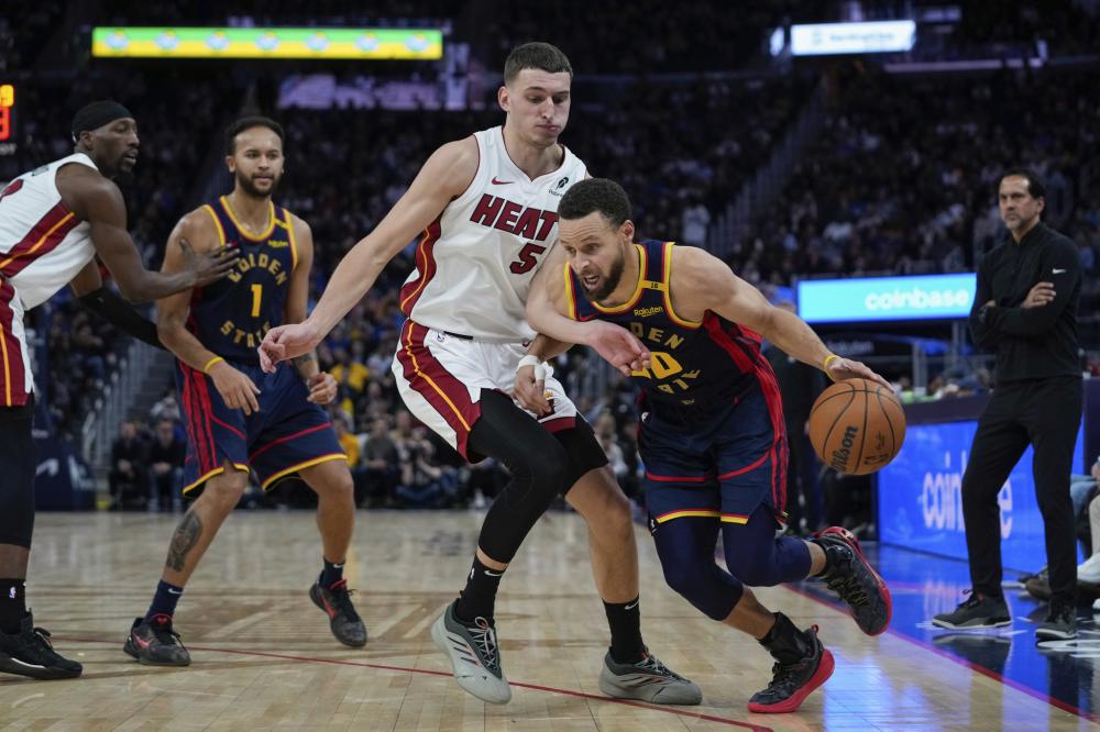 洲球员在世 洲球员在世