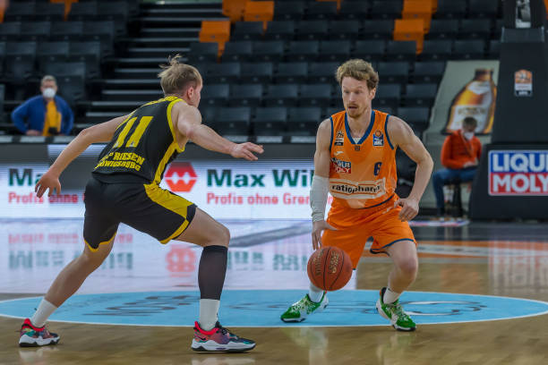 广厦本赛季 广厦本赛季